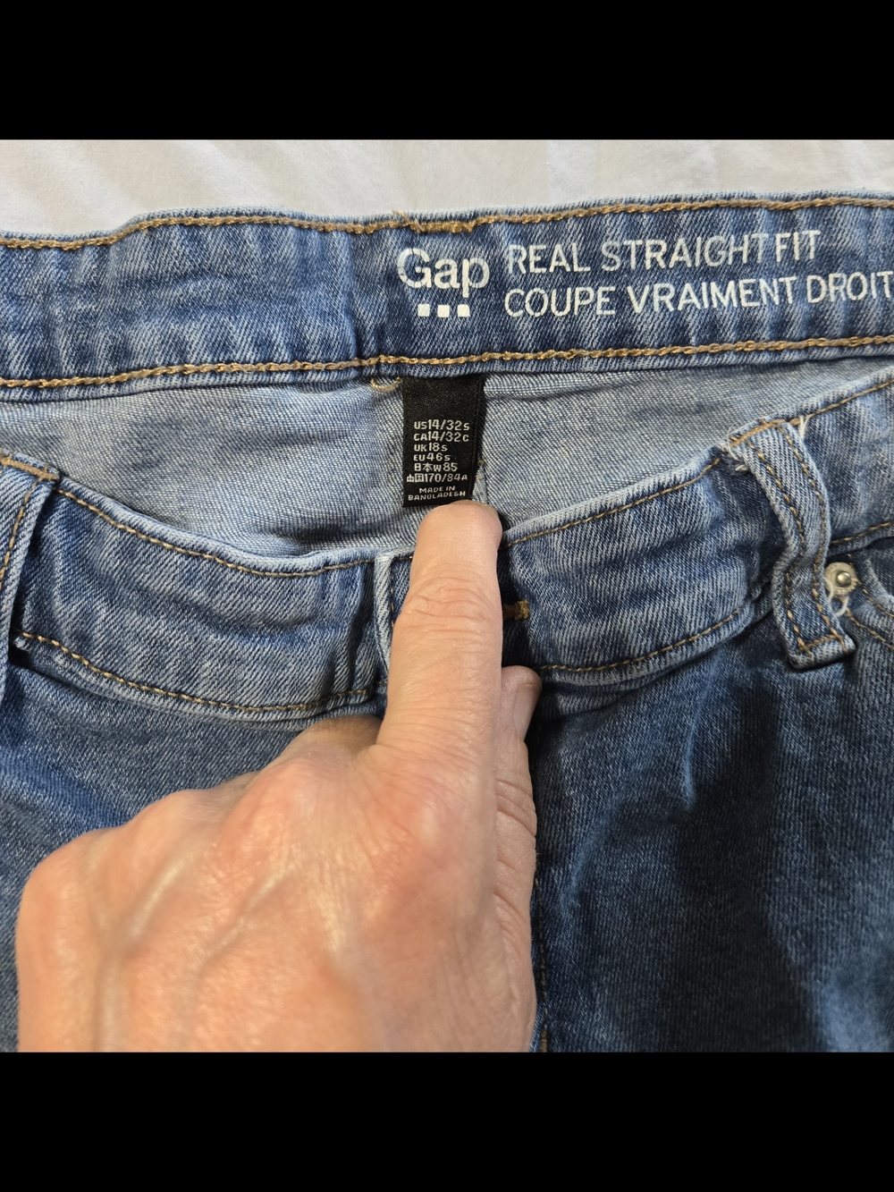 Gap Real Straight Fit Jeans in Medium Blue